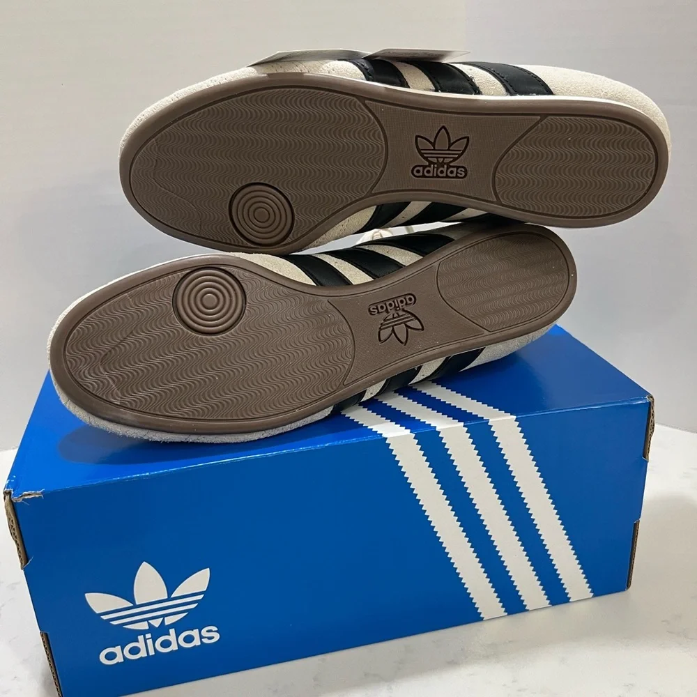 Woman’s adidas original taekwondo lace casual shoes - Picture 12 of 12